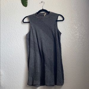 Gray sleeveless dress
